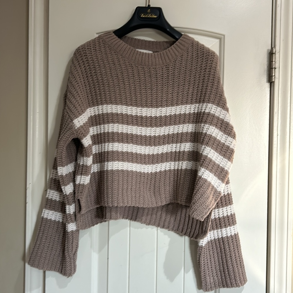 Super Soft Pink Rose Sweater - Picture 4 of 7